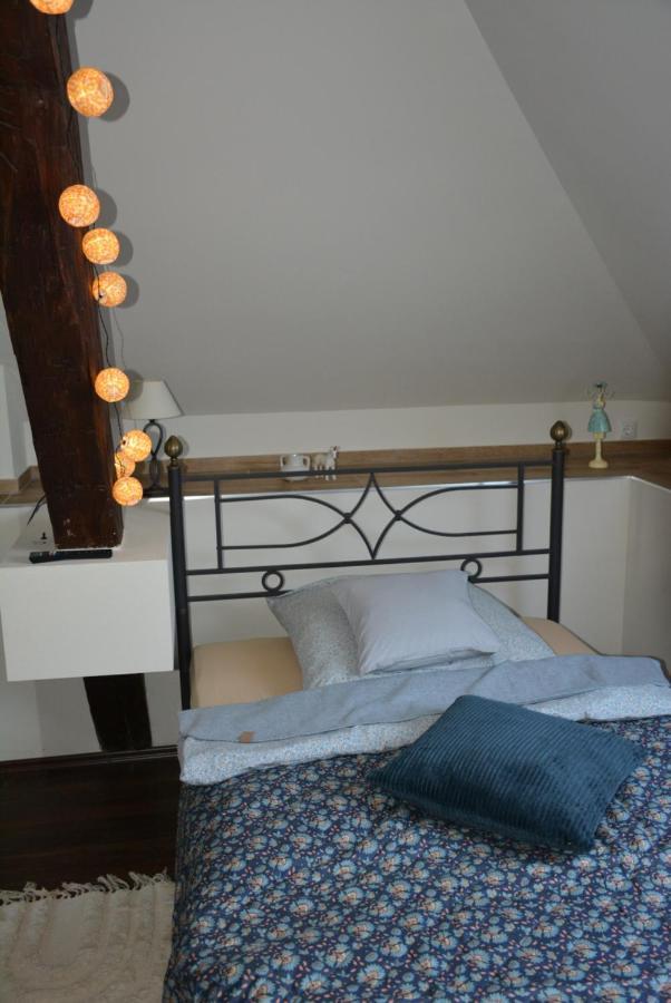 Waldorf Apartment